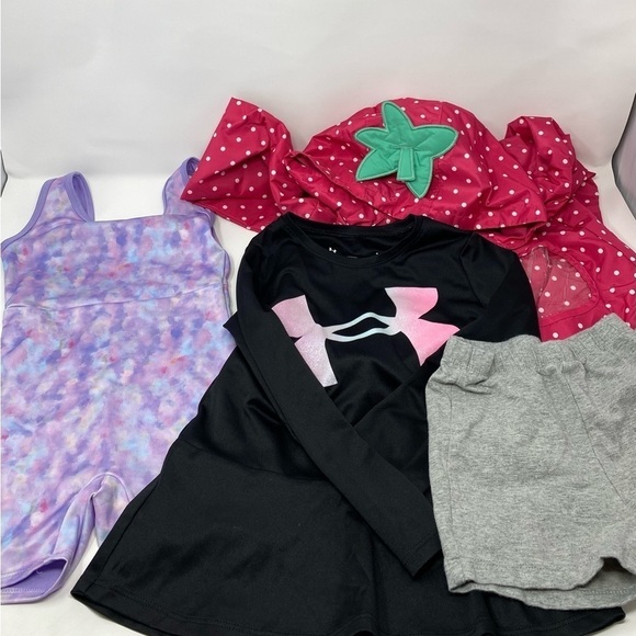 Toddler Girl 4T Clothing Bundle - Picture 1 of 10